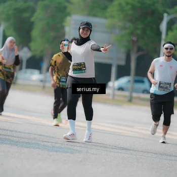 Runner Photo 6443753