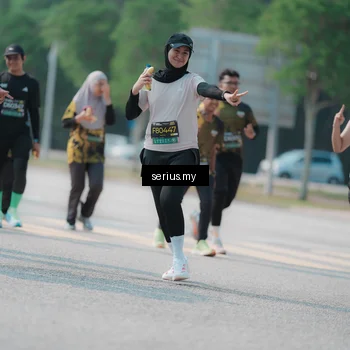 Runner Photo 6443764