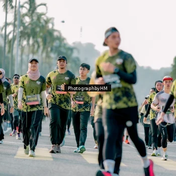 Runner Photo 6443793