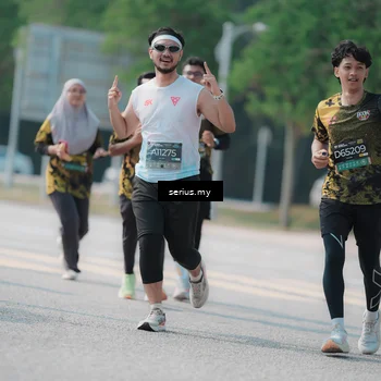 Runner Photo 6443794