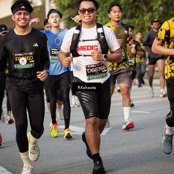 Runner Photo 6443806