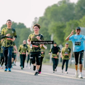 Runner Photo 6443810