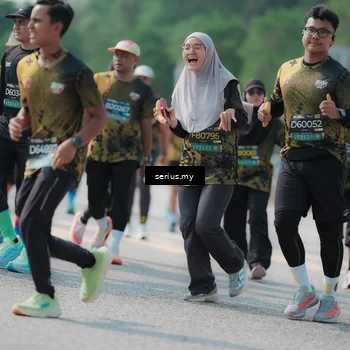 Runner Photo 6443825