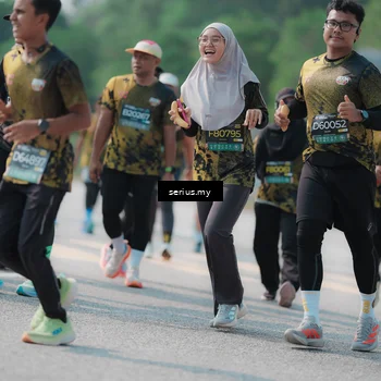 Runner Photo 6443826