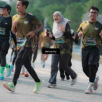 Runner Photo 6443831