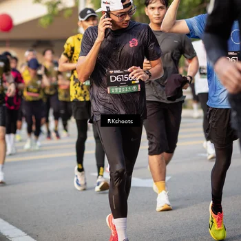 Runner Photo 6443842