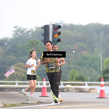 Runner Photo 6443843