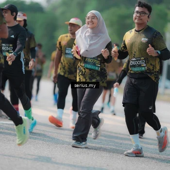 Runner Photo 6443845