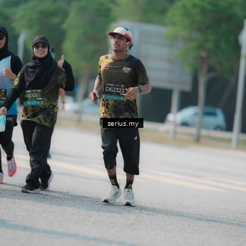 Runner Photo 6443854