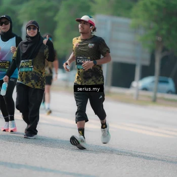Runner Photo 6443860