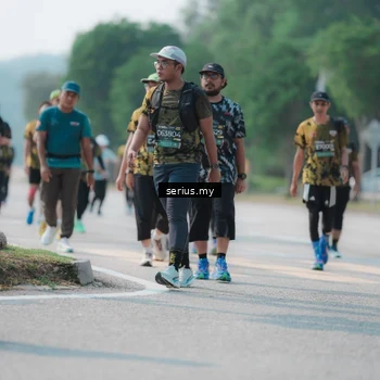 Runner Photo 6443865