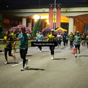 Runner Photo 6443867