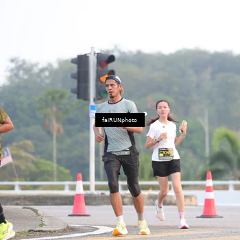 Runner Photo 6443913