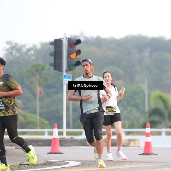 Runner Photo 6443915