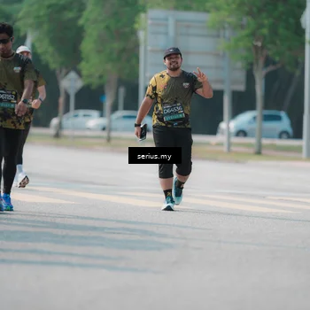 Runner Photo 6443916