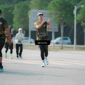Runner Photo 6443942