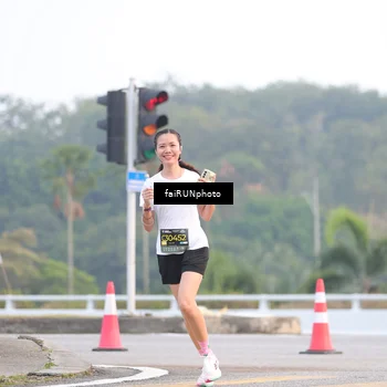 Runner Photo 6443944