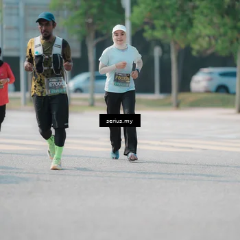 Runner Photo 6443996