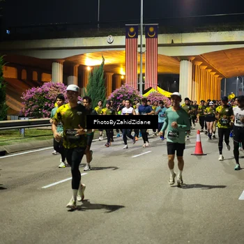Runner Photo 6443998