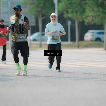 Runner Photo 6444007