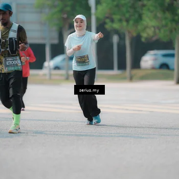 Runner Photo 6444010