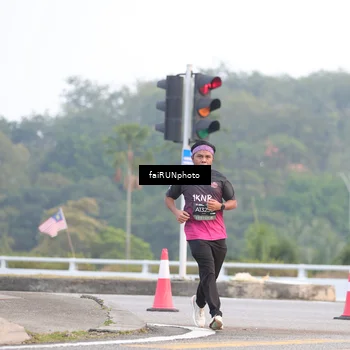 Runner Photo 6444020