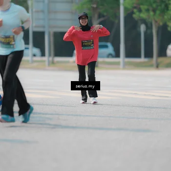 Runner Photo 6444032