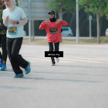 Runner Photo 6444034