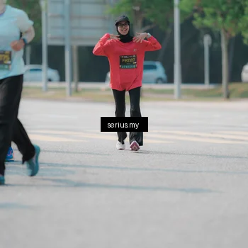 Runner Photo 6444040