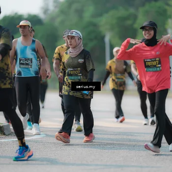 Runner Photo 6444071
