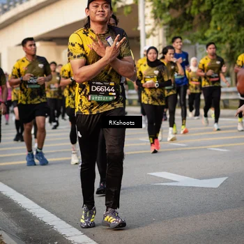 Runner Photo 6444092
