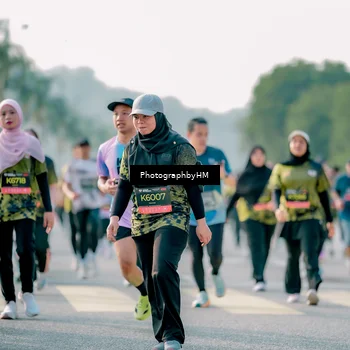 Runner Photo 6444125