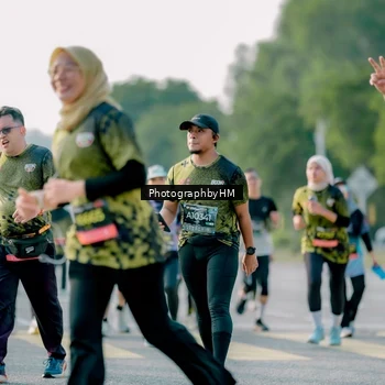 Runner Photo 6444167