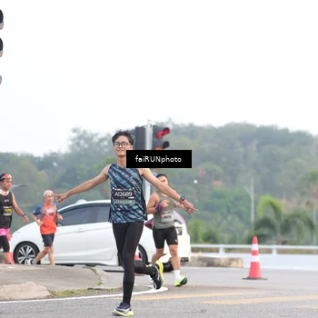 Runner Photo 6444178