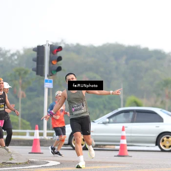 Runner Photo 6444187
