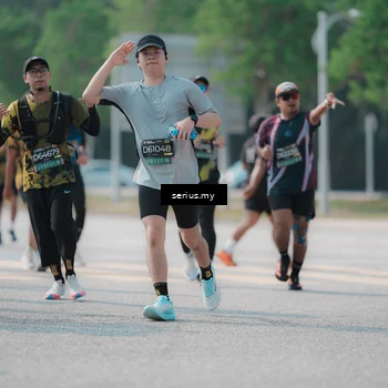 Runner Photo 6444217