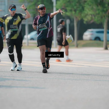 Runner Photo 6444221