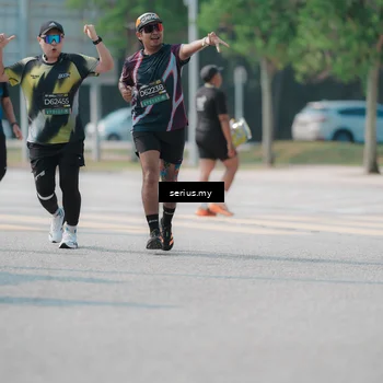 Runner Photo 6444228