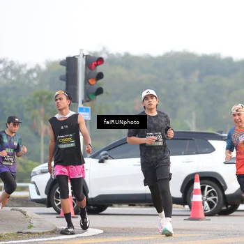Runner Photo 6444250