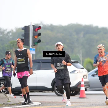 Runner Photo 6444285