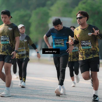 Runner Photo 6444288