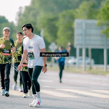Runner Photo 6444311