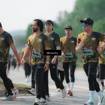 Runner Photo 6444313