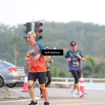 Runner Photo 6444321