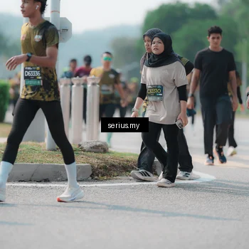 Runner Photo 6444362