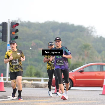Runner Photo 6444368