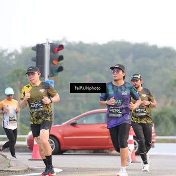 Runner Photo 6444413