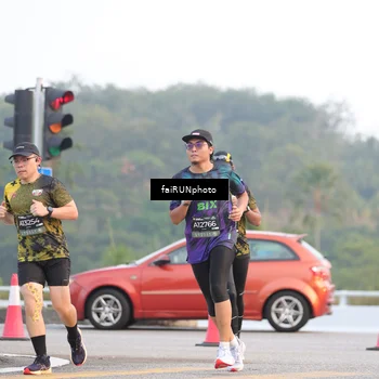 Runner Photo 6444417