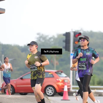 Runner Photo 6444481