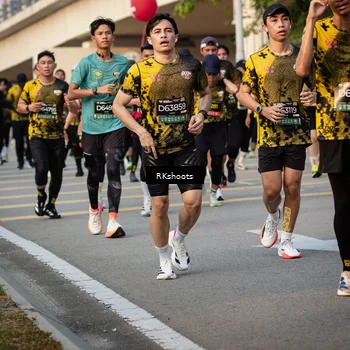 Runner Photo 6444496